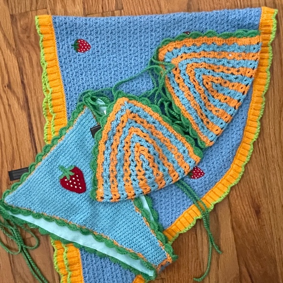 Urban Outfitters Out from Under Crochet 3 piece Bikini Set - Picture 1 of 3